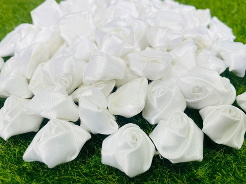 100 Unidades Florzinha Rococo 25mm Branca 1