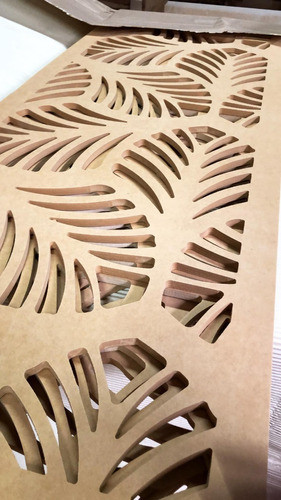 Divisor Calado A Elección Fijo En Mdf 18mm De 2,00x1,20cm 1