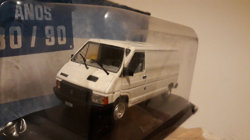 Renault  Traffic  Salvat 1-43 11 Cm Coleccion O Regalo Ixo 1