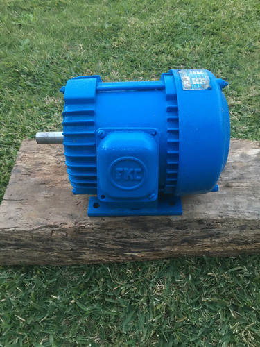 Motor Electrico Fkc Trifasico De 1 Y 1/2 Hp De 1.450 Rpm 0