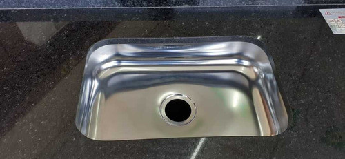 Pia De Granito 2,0 Metros - Granito Preto 1