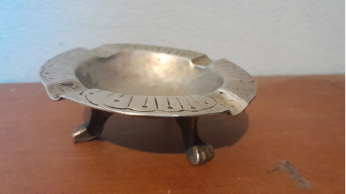 Cenicero Antiguo Alpaca 1