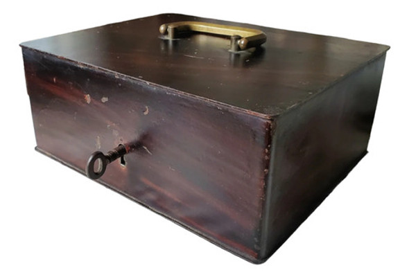 Antiguo Cofre De Metal, Sano Y Completo. 0