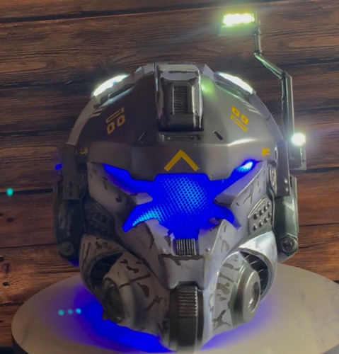 Casco - Juegos - Piloto Titanfall - Cosplay - Impresión 3d 1