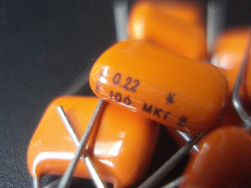 .22 Capacitor Poliester Mkt Philips Bolsa Con 25 0
