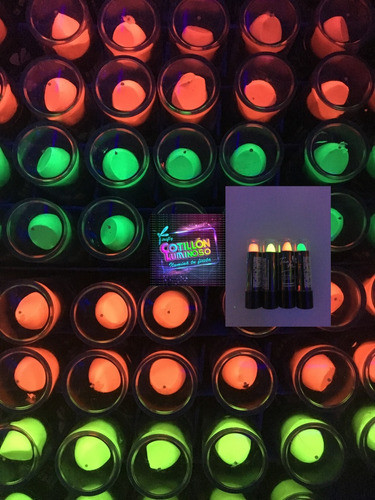 Cotillon Combo De 25 Labiales Fluo Para Fiestas 1