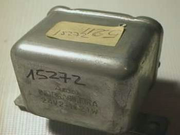 Destellador Mercedes Benz 24v. 10 Terminales Grande 0