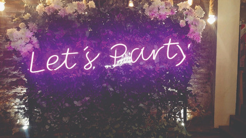 Cartel Neón Led Lets Party 80 X 16 Frases Logos 1