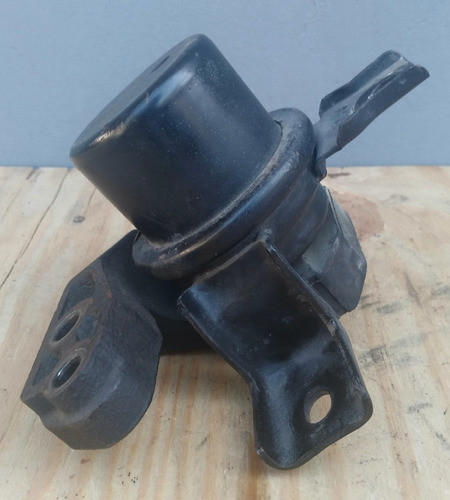Soporte Pie Derecho Motor Geely Ck 1.3 0