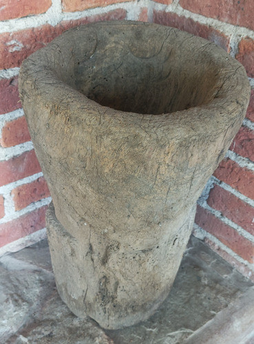 Antiguo Mortero De Pie Grande, Madera. 1