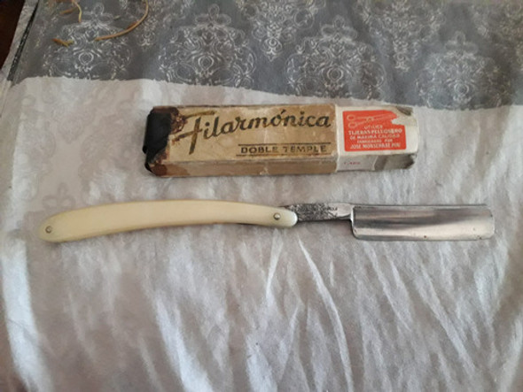 Antigua Navaja Filarmónica 0