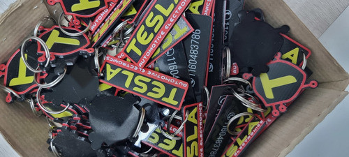 Llavero Tesla Automotive Electronics 0
