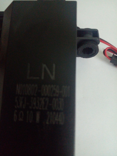 Parlantes Tv Led Admiral Ad32e20 De Pantalla Rota. 1