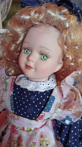 Muñeca De Porcelana Niña De Rulos 1