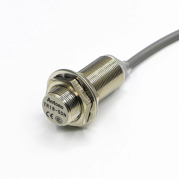 Sensor Indutivo M18 Tr18-5dn3 Npn Na+nf 24v Faceado Sn: 5mm 0