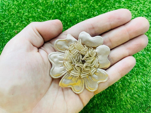100 Pcs Flor De Tecido Com Rococo 7cm Nude 1