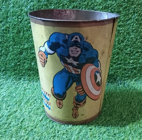 Antiguo Balde De Chapa Litografiada Capitán América 1977 0