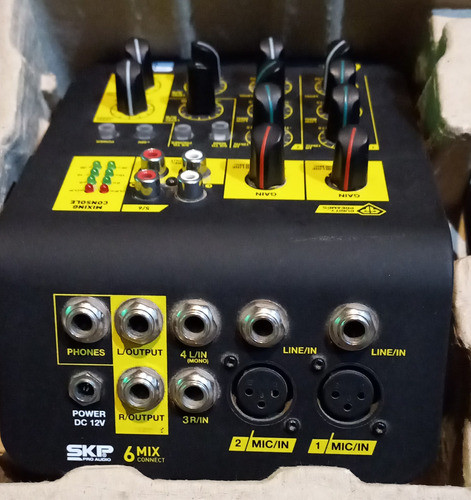 Mixer Skp De 6 Canales 1
