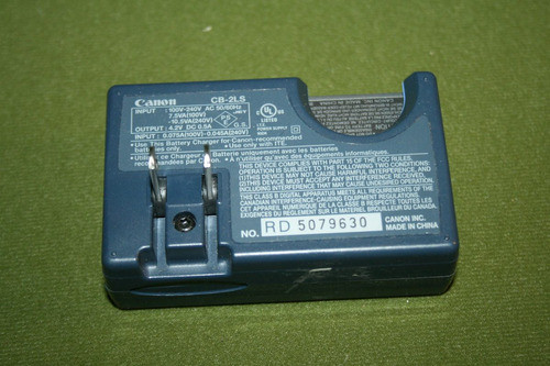 Cargador Canon Con Una Bateria Gastada 0