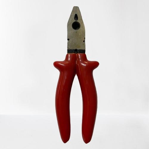 Pinza Universal Aislada 1000 V Importada 0
