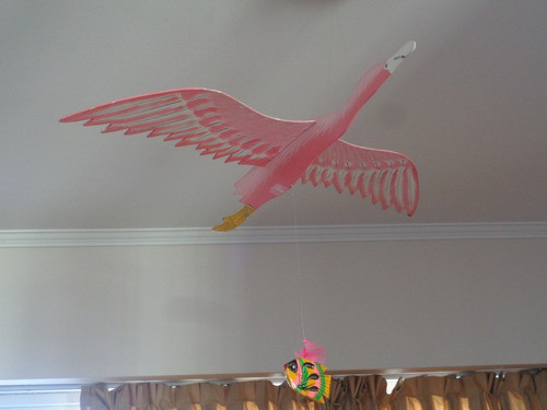 Colgante Para Habitacion De Los Chicos (flamenco) Usado Leer 1