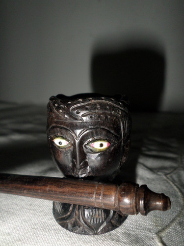 Antigua Rara Pipa De Madera Tallada Con Ojos De Vidrio 1