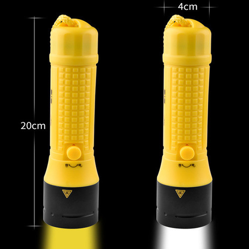 Lanterna De Luz Forte Impermeável Lanterna Subaquática 1