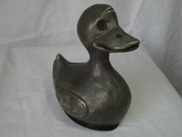 Alcancía En Metal Con Forma De Pato 0