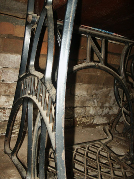 Maquina Coser Nauman A Pedal Patas Fundicion No Lanzadera 1 Maquina Coser Nauman A Pedal Patas Fundicion No Lanzadera 1