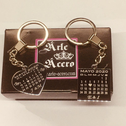 Llavero Cuadrado Y Corazon Personalizado Calendario 2 Piezas 1