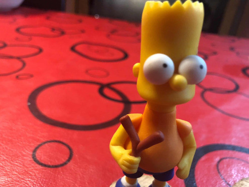 Homero Y Bart. Porcelana Fría. 1