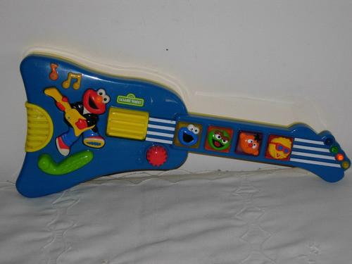 Antigua Guitarra Juguete Musical A Pilas Plaza Sesamo 0