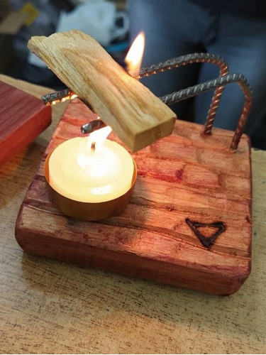 Quemador De Palo Santo Artesanal En Madera 0