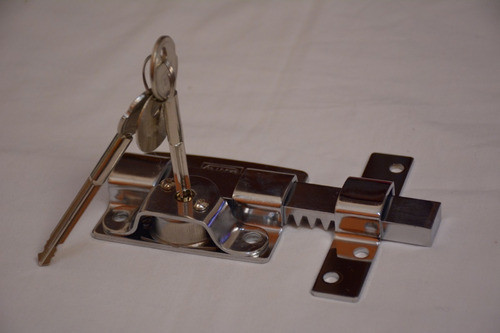 Cerrojo De Aplicar Llave Cruz 1