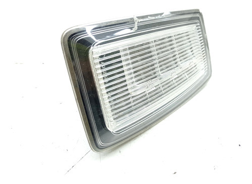 Luz Cortesia Direita Porta Malas Audi A1 1.4 2011 8x0945096 1
