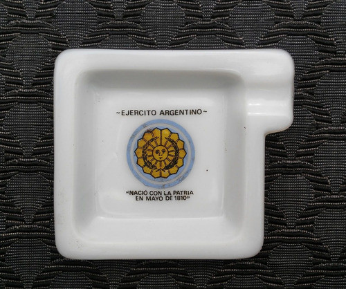 Cenicero Del Ejercito Argentino Opalina 0