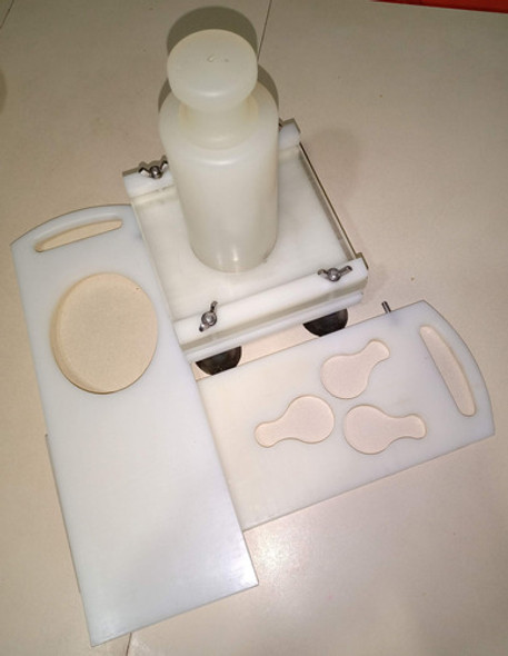 Formadora Manual De Medallones Y Patitas 1