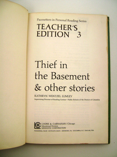 Thief In The Basement Teacher´s Edition 3 Ingles Lyons Boedo 1
