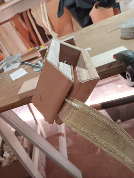 Pinza Prensa Coser Cuero A Mano (de Mesa/banco) Frontal 1