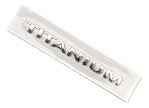 Emblema Titanium De Porton Ford Fiesta Kinetic Design 1