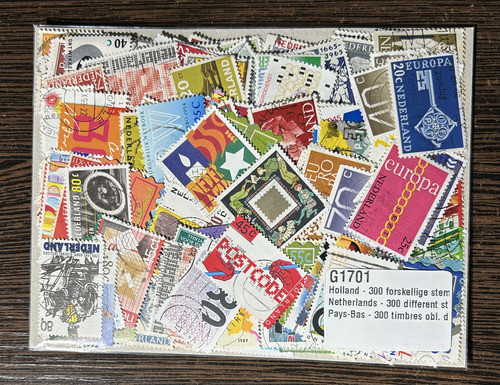 Lote De 300 Estampillas De Países Bajos 1
