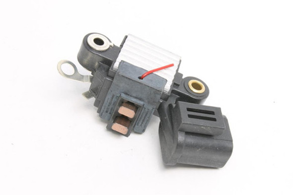 Regulador 12v Nissan Sentra 2 Terminales 0