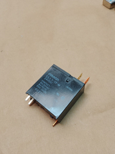 Relay G5j-1-tp,-m Omron Japon 1