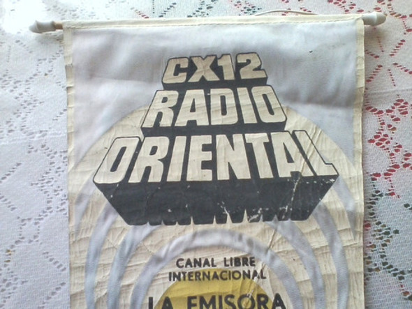 Antiguo Banderin Radio Cx 12 Radio Oriental 1