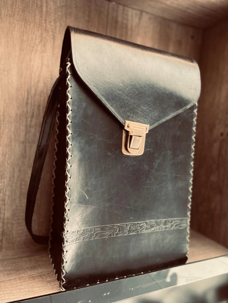 Bolso Matero Leather Mate Portfolio - Stylish Porta Mate & Porta Termo Solution for Mate Enthusiasts