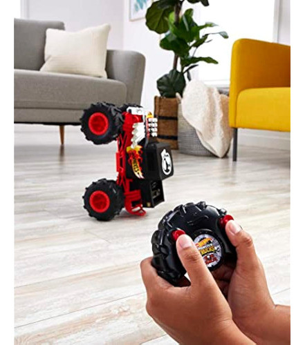 Hot Wheels Rc Monster Trucks Bone Shaker En Escala 1
