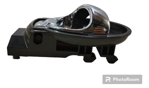 Maçaneta Interna Direita Nissan Versa 2018 1