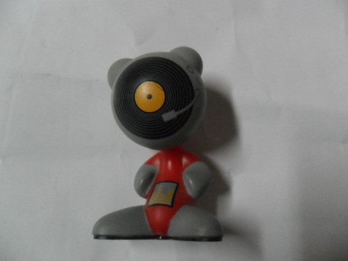 Muñeco Miniatura Vinilo Disco Dispositivo Electronico Robot 0