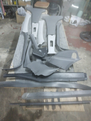 Plásticos Toyota Corona Avensis 0