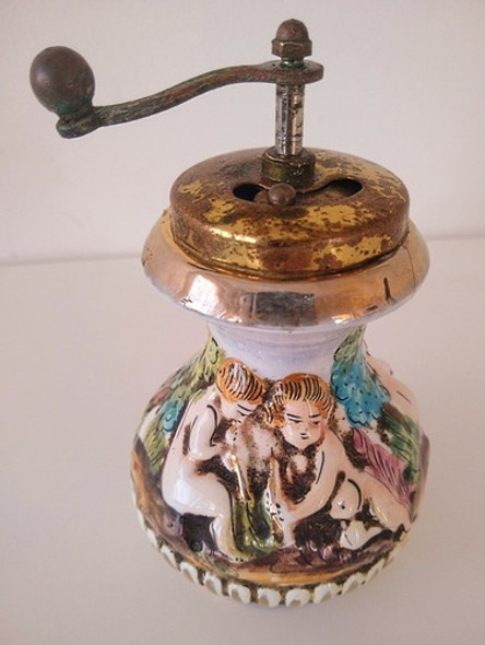 Antiguo Pimentero Italiano Capodimonte Funcionando 0